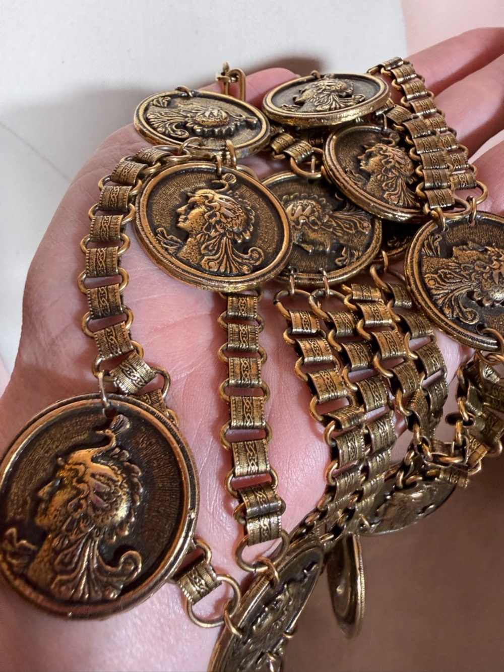 Vintage Victorian antique Gold Greek God Queen Hera Festoon chain belt - Picture 3 of 17